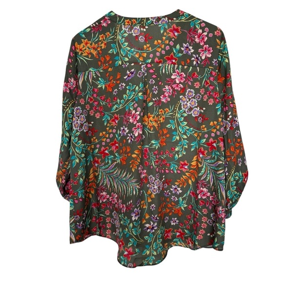 Cato Women's XL Floral V-Neck Blouse with Gold Zipper Detail Multicolor Flowy - Picture 5 of 8